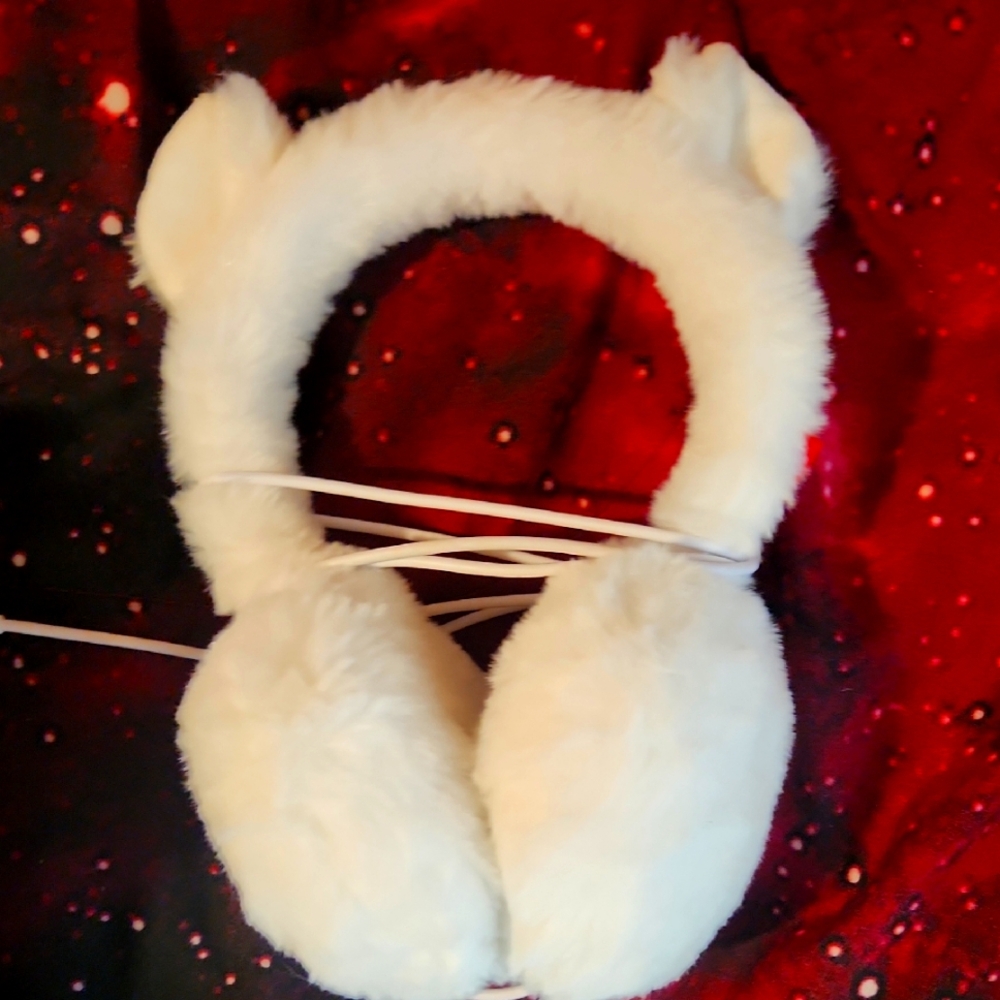 Fluffy White Headphones (Polar Bear)